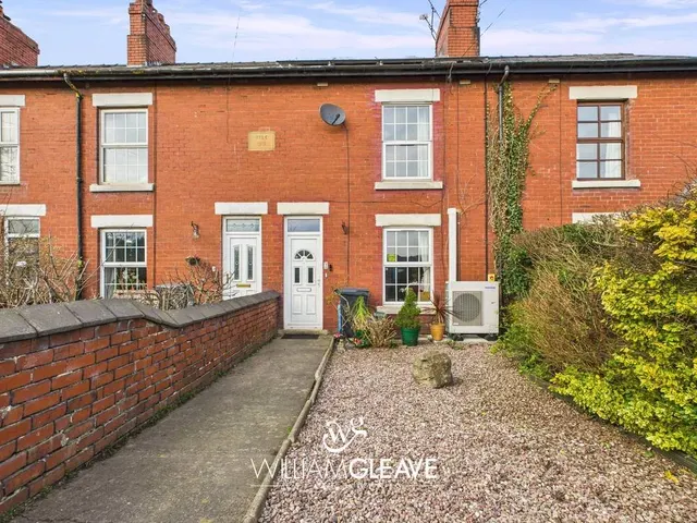 Photo 2 — Mold Road, Ewloe Green, Deeside, Flintshire, CH5 3BG