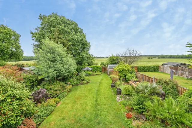 Clifton Way, Shenfield, CM13, photo 3