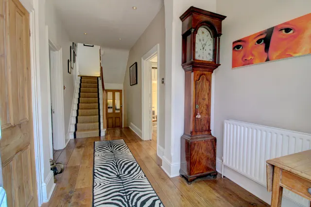 Ridgeway Road, Redhill, RH1, photo 3