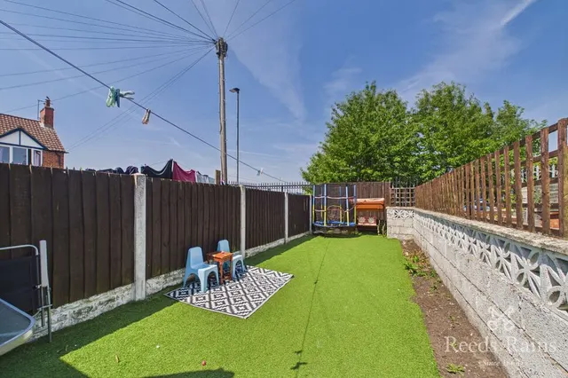 Photo 2 — Scarsdale Street, Dinnington, South Yorkshire, S25