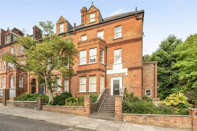 Frognal, Hampstead, NW3, photo 1