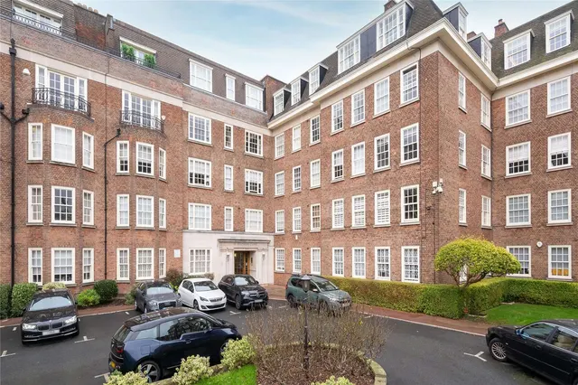Avenue Road, St John's Wood, NW8, photo 1