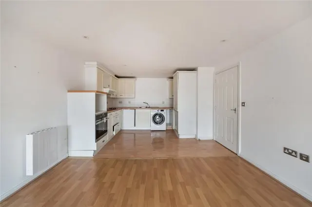 London Road, Kingston upon Thames, KT2, photo 2