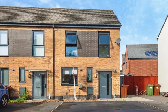 Curlew View, South Elmsall, Pontefract, photo 1