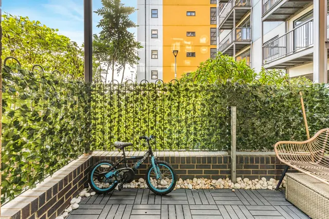 Maltings Close, London, E3, photo 1