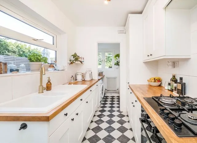 Brook Road, Surbiton, KT6, photo 3