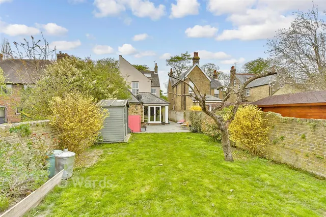 Albany Road, Sittingbourne, ME10, photo 2