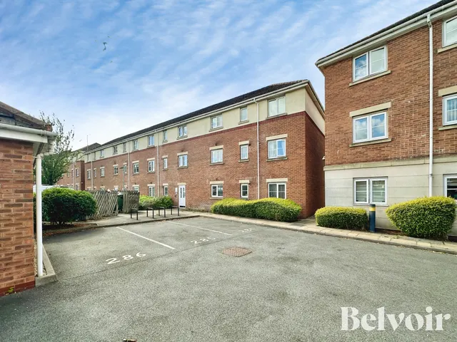 Holyhead Road, Wednesbury, Wednesbury, WS10, photo 1
