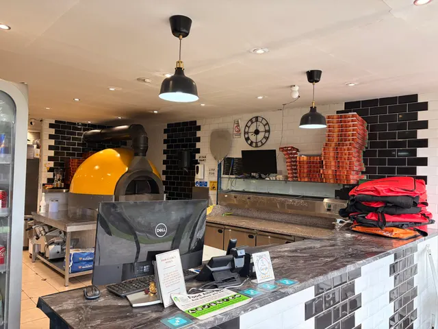 High Street, Watford, WD17, photo 2