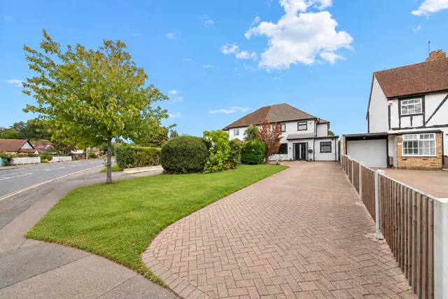 Hercies Road, Hillingdon, photo 1