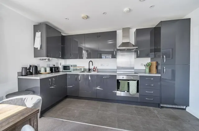 Burke Place, Wellesley, GU11, photo 2