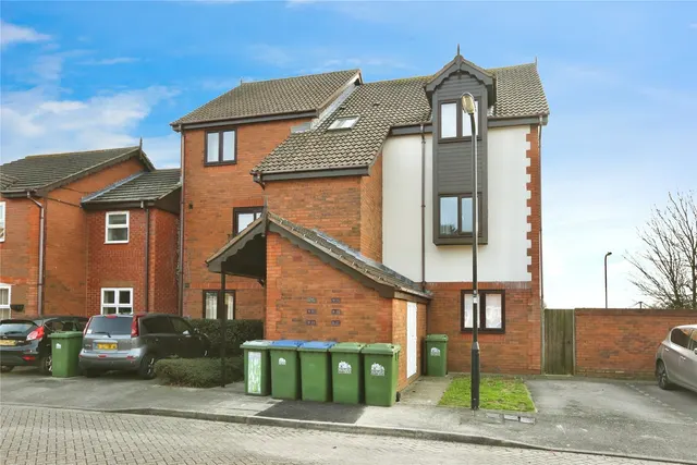 Waldegrave Close, Southampton, SO19, photo 1