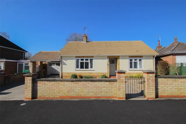 Manderston Road, Newmarket, photo 1