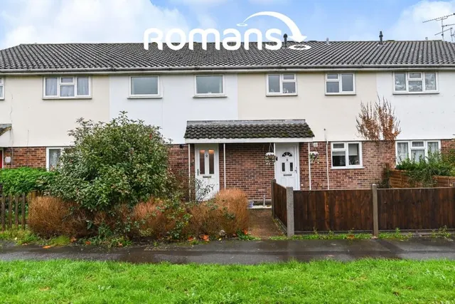 St. Andrews, Bracknell, RG12, photo 1