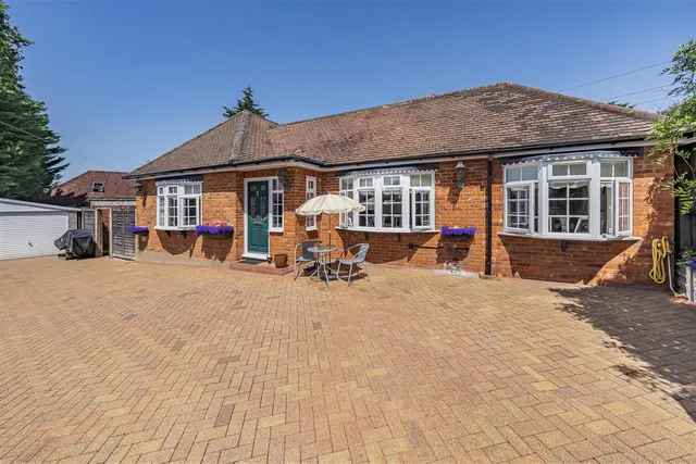 Reedham Close Bricket Wood, St. Albans, Hertfordshire AL2 3QT, photo 1