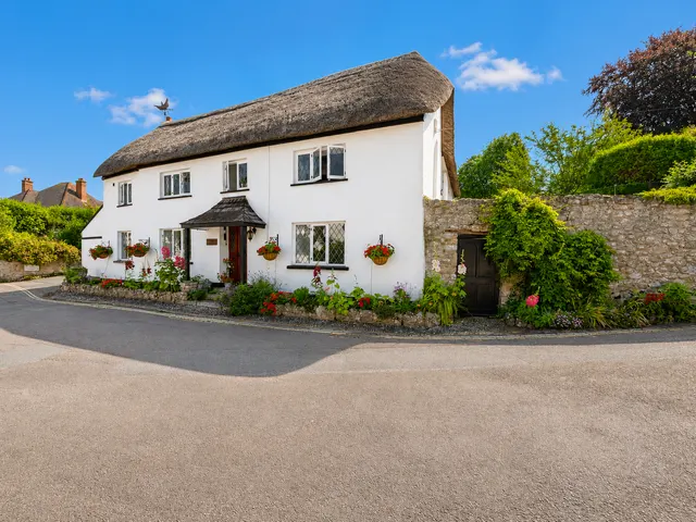 Hillside Road, Sidmouth, photo 1