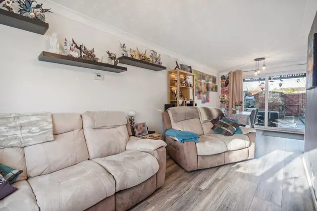 Photo 3 — Peacock Road, Marlow SL7 1UG