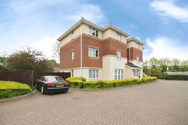Gladstone Street, West Bromwich, B71, photo 1