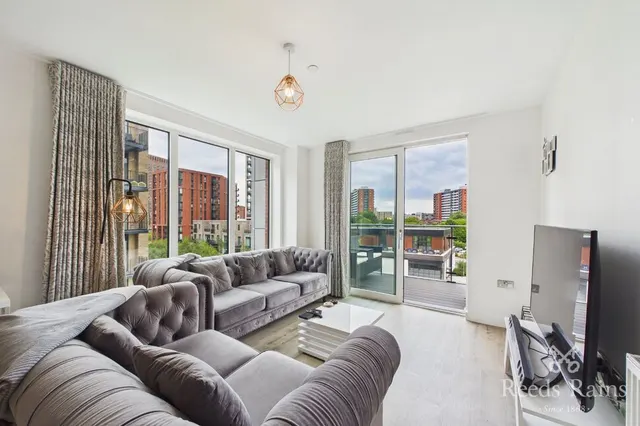 Lockgate Square, Salford, M5, photo 1