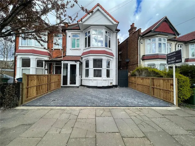 Woodlands Road, Harrow, HA1, photo 1