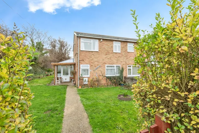 Brunswick Close, Biggleswade, SG18, photo 1