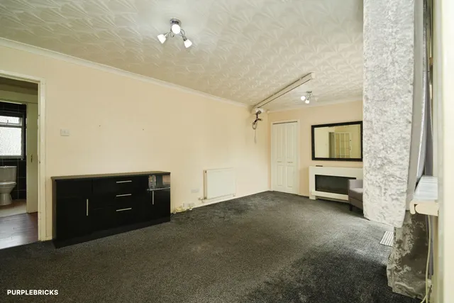 Pendle Court, Bolton, BL1, photo 2