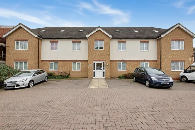 Rossmore Close, photo 1