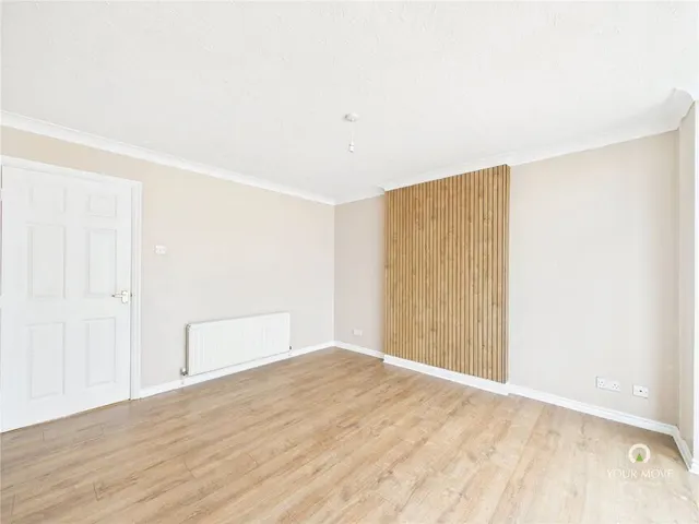 Photo 3 — Shillmoor Close, Chester Le Street, DH2