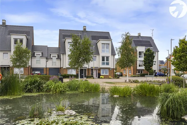 Castleridge Drive, Greenhithe, DA9, photo 1