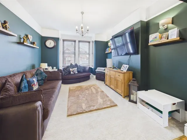 Elmbridge Road, Gloucester, photo 2