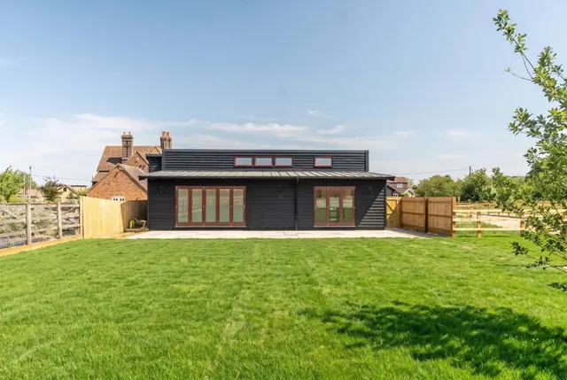 The Rye, Eaton Bray, photo 1