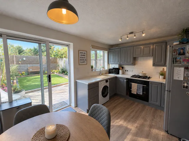 Middleton Way, Leighton Buzzard, LU7, photo 3