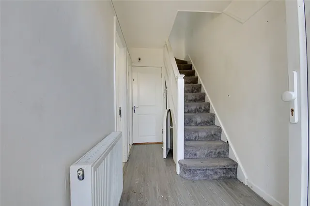 Cambourne Avenue, London, photo 3