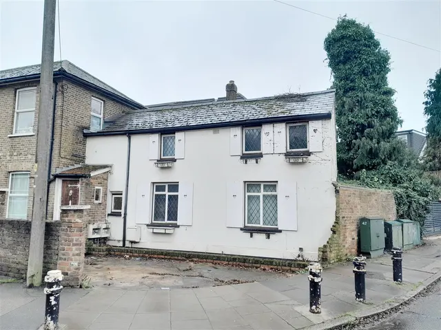 Old Ruislip Road, Northolt, photo 1