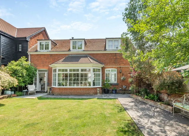 3 bedroom property — Sutherland Grange, Maidenhead Road, Windsor, Berkshire, SL4 5TN