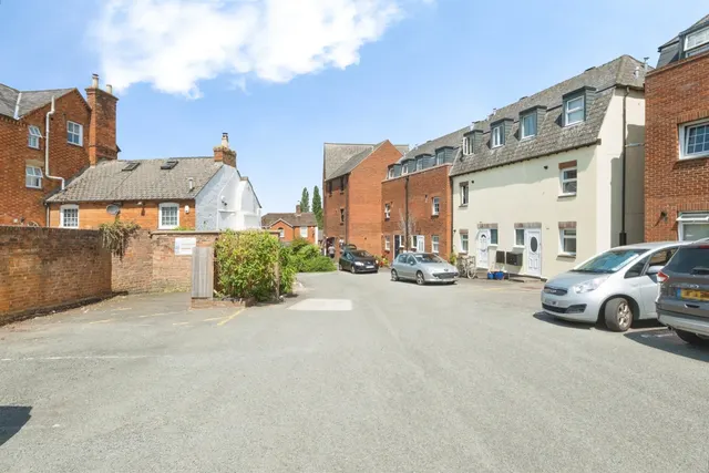 Photo 2 — High Street, Newport Pagnell