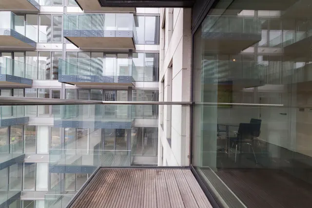 Photo 2 — Baltimore Wharf, Canary Wharf