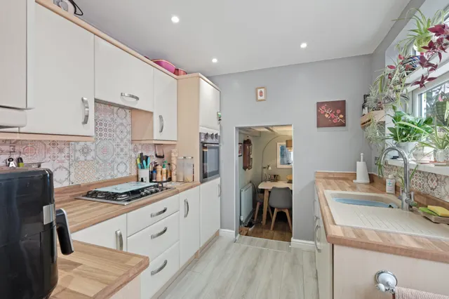 Birmingham Road, Lickey End, B61, photo 2