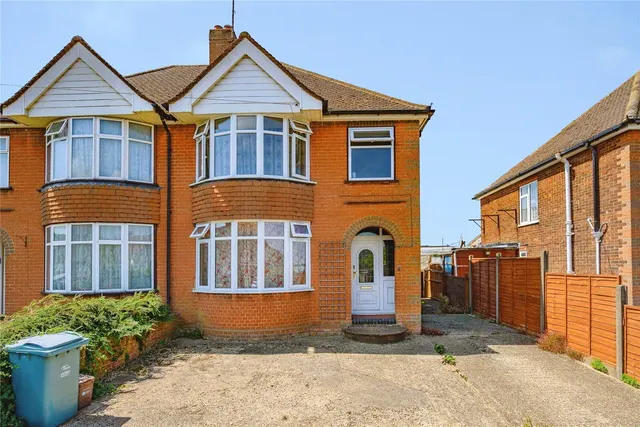 Liscombe Road, Dunstable, Bedfordshire, LU5, photo 1