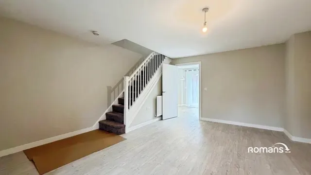 Wiltshire Crescent, Basingstoke, RG22, photo 3