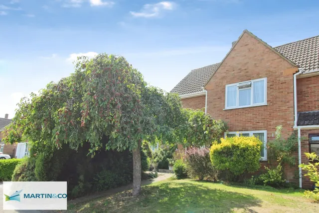 Photo 2 — Earley, Reading, Berkshire