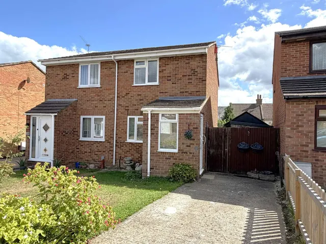 Westbrooke Close, Chatham, Kent, ME4 4XX, photo 1