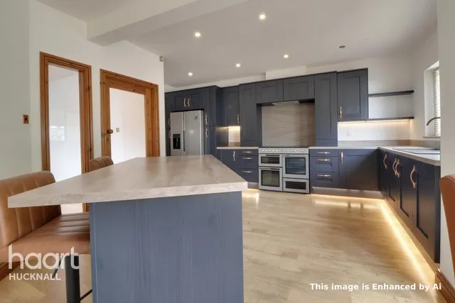 Watnall Road, Nottingham, NG15, photo 3