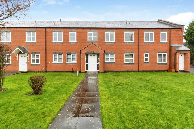 New Garden St. Stafford. ST17 4DZ, photo 1