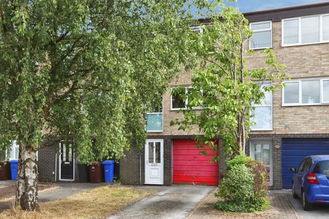Mount View Road, Sheffield, S8, photo 1