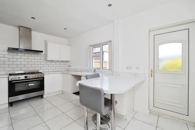 Photo 2 — Longmoor Lane, Sandiacre, Nottingham, Derbyshire, NG10