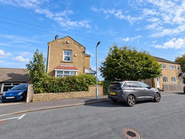 King Street, Eccleshill, photo 1