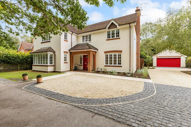 Bunces Shaw Road, Farley Hill, RG7, photo 1
