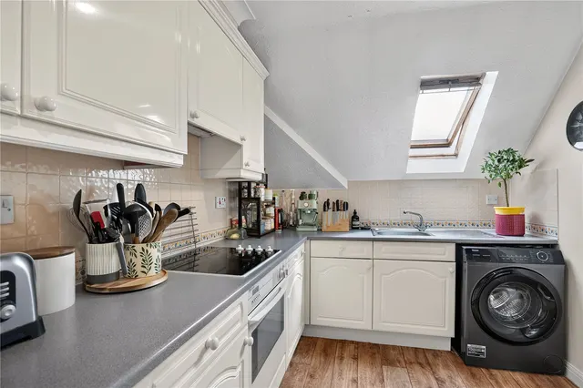 Anchor Hill, Knaphill, GU21, photo 2