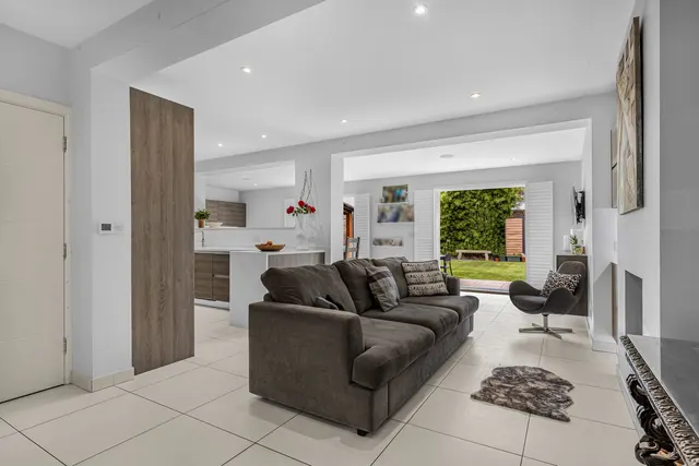 Beresford Avenue, Whetstone, N20, photo 1